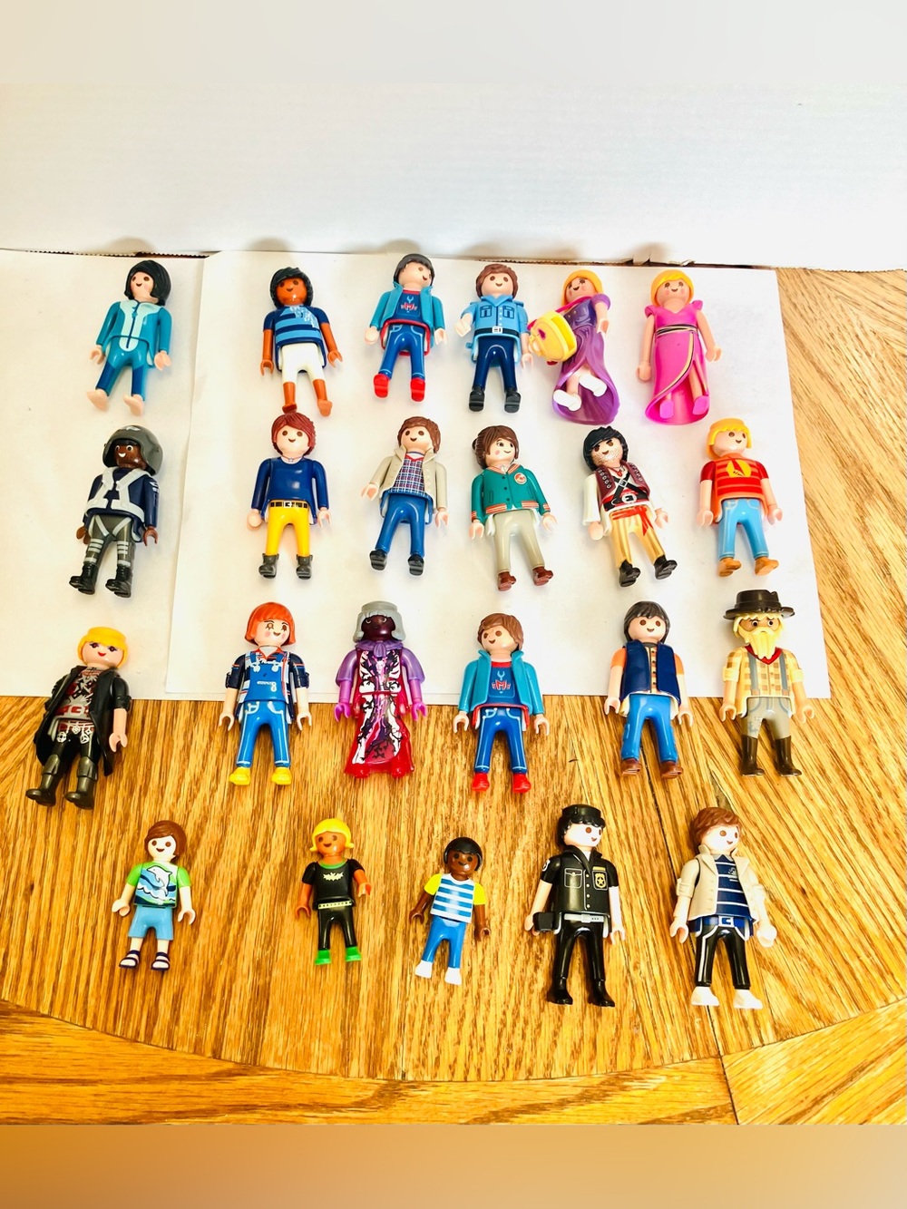 Playmobil Mixed Figures Lot(23) Incomplete Read Some Vintage